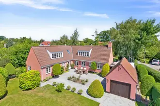 Villa på Jernbane Alle 21A, 3060 Espergærde