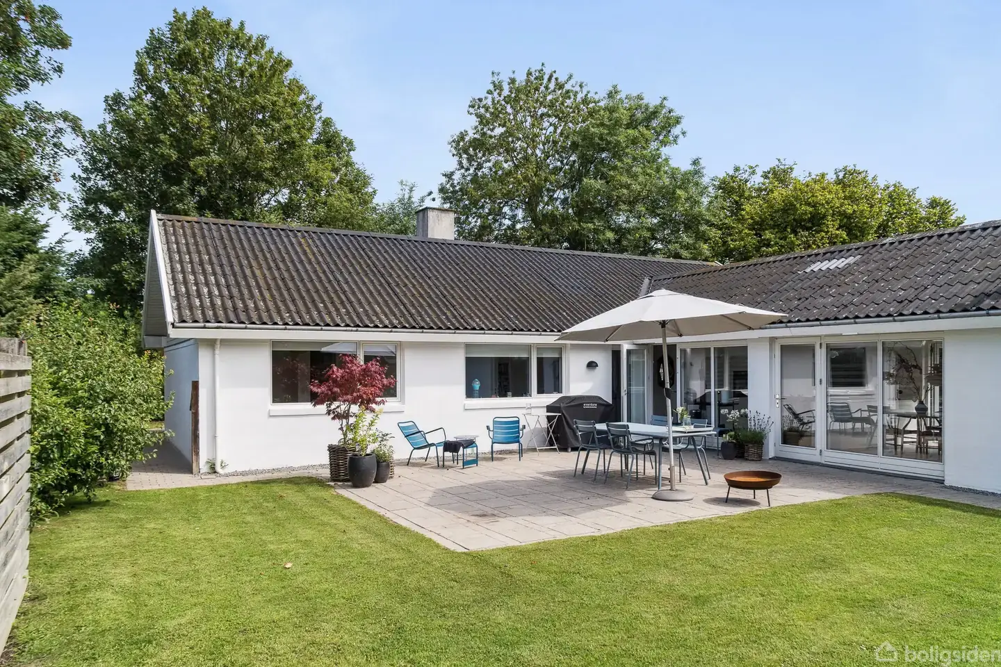 Villa på Poppel Alle 4, 3120 Dronningmølle