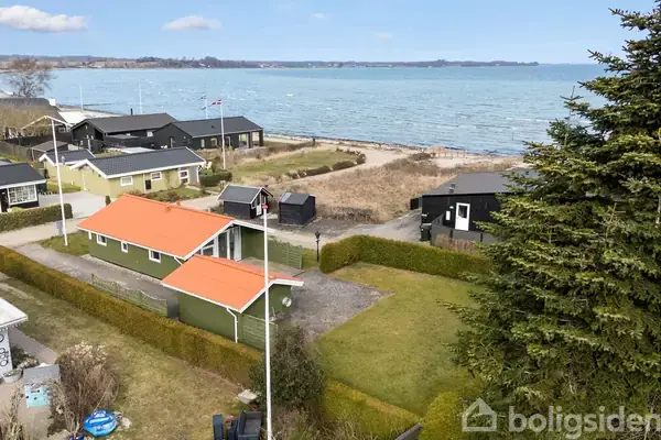 Fritidsbolig på Bakkevej Grønninghoved 1, 6093 Sjølund