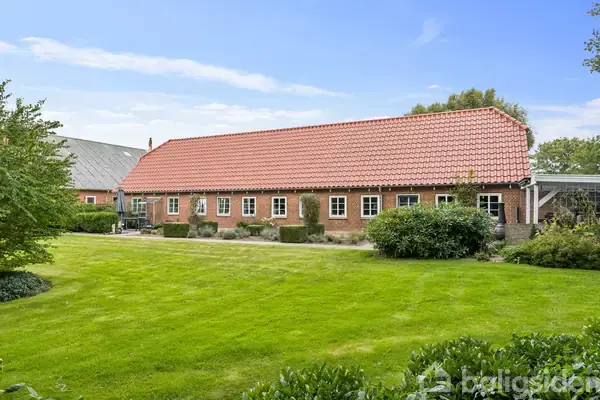 Landejendom på Farup Kirkevej 18, 6760 Ribe