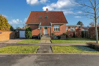 Villa på Carstensens Alle 33, 6705 Esbjerg Ø