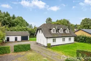 Villa på Ribe-Vejle Landevej 108, 6622 Bække