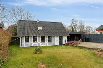 Villa på Storegade 103, 8765 Klovborg