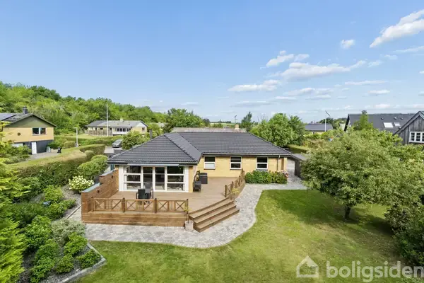 Villa på Lundshøjvej 19, 3782 Klemensker
