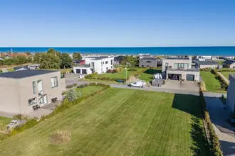 Helårsgrund på Strandkanten 29, 9300 Sæby