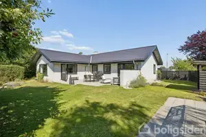 Villa på Dybbølvej 1, 4600 Køge