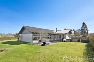 Villa på Meyersvej 6, 9330 Dronninglund
