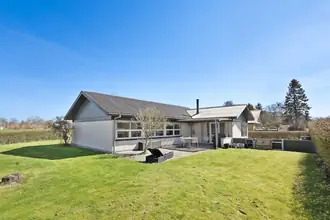 Villa på Meyersvej 6, Flauenskjold, 9330 Dronninglund