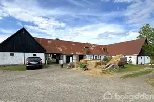 Landejendom på Klemenskervej 44, 3760 Gudhjem