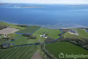 Landejendom på Lindekildevej 85+82, 5762 Vester Skerninge