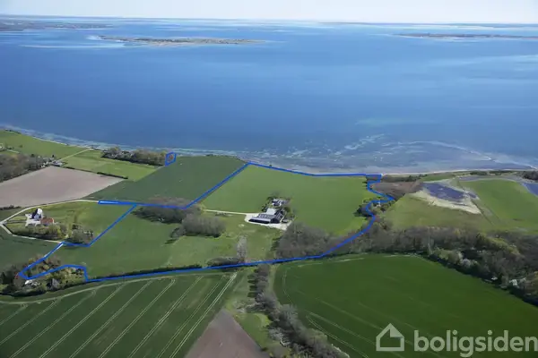Landejendom på Lindekildevej 85+82, 5762 Vester Skerninge
