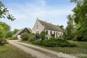 Landejendom på Næstvedvej 425, 4750 Lundby