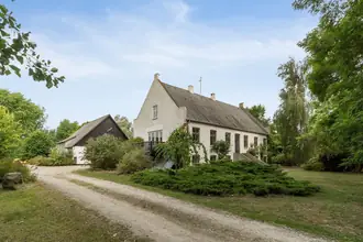 Landejendom på Næstvedvej 425, Køng, 4750 Lundby