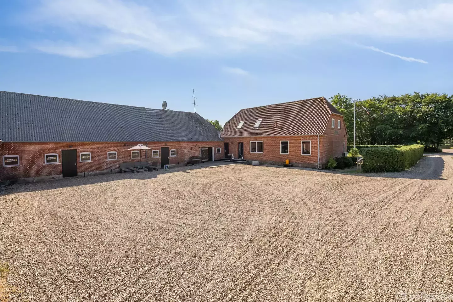 Landejendom på Søhalevej 5, 6715 Esbjerg N