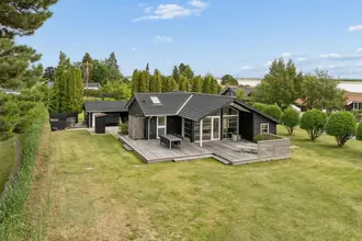 Fritidshus på Reedtzholmvej 89, Enø, 4736 Karrebæksminde