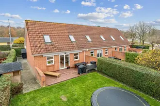 Rækkehus på Klokkevej 2C, 9230 Svenstrup J