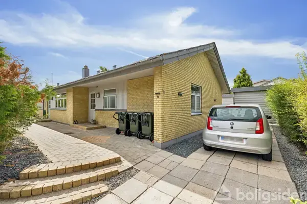 Villa på Fasanvej 1B, 8410 Rønde