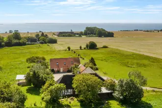 Landejendom på Rønnekærvej 16, 5762 Vester Skerninge