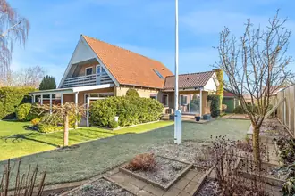 Villa på Peter Bangs Vej 84, 7600 Struer