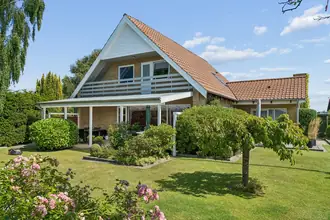 Villa på Peter Bangs Vej 84, 7600 Struer