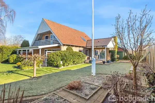 Villa på Peter Bangs Vej 84, 7600 Struer