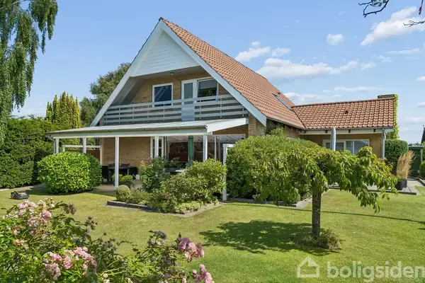 Villa på Peter Bangs Vej 84, 7600 Struer