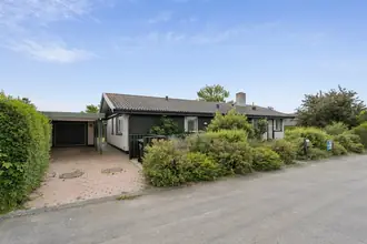 Villa på Brombærløkken 2, Rønne, 3700 Rønne