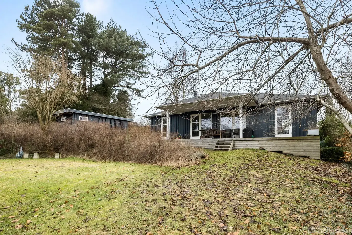 Lækkert moderne sommerhus med gulvvarme overalt