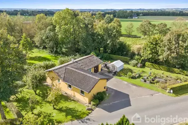 Villa på Krogsdamvej 56, 9352 Dybvad