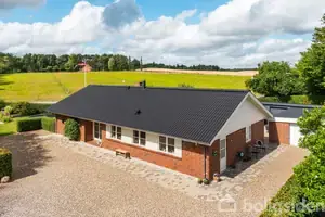 Villa på Digevej 8, 7550 Sørvad