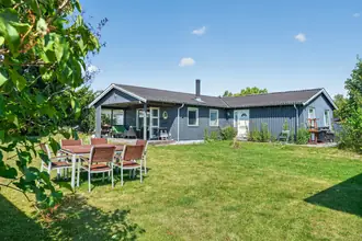 Fritidshus på To-Bjerg 189, Uglerup, 4300 Holbæk
