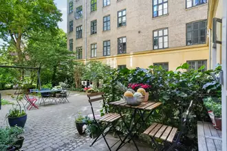 Ejerlejlighed på Holsteinsgade 9, tv., 2100 København Ø