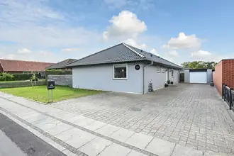 Villa på Ryttervænget 12, Hjerting, 6710 Esbjerg V