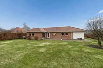 Villa på Merianvænget 4, Kirkendrup, 5270 Odense N