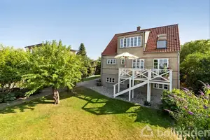 Villa på Højdevej 9, 8260 Viby J
