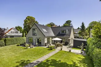 Villa på Østre Pennehavevej 17, 2960 Rungsted Kyst