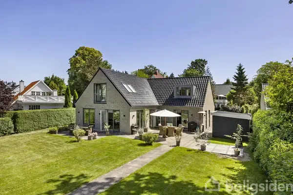 Villa på Østre Pennehavevej 17, 2960 Rungsted Kyst