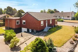 Villa på Sportsvænget 1, 7330 Brande