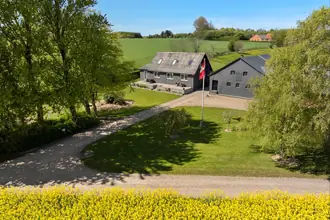 Landejendom på Skarntydevej 10, Vejerslev, 7980 Vils