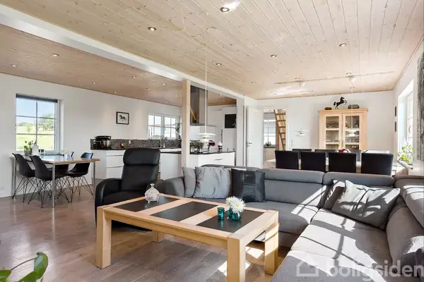 Landejendom på Skarntydevej 10, 7980 Vils