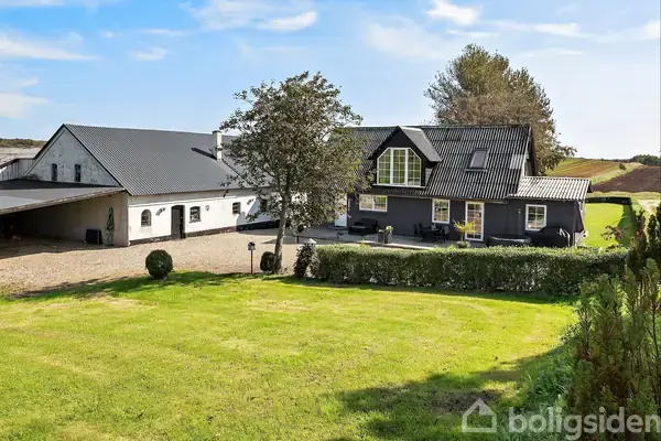 Landejendom på Skarntydevej 10, 7980 Vils