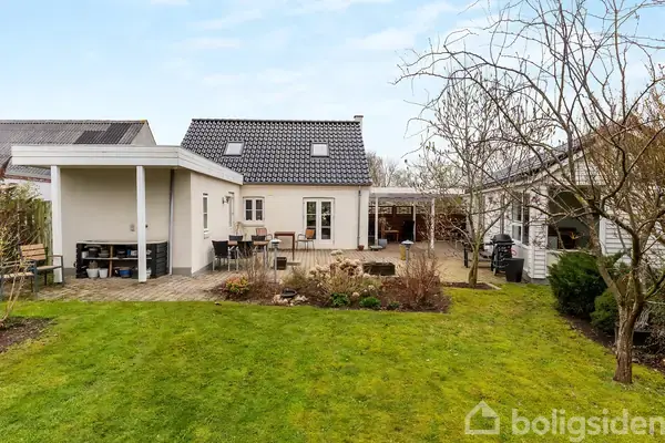 Villa på Skolebakken 100, 6705 Esbjerg Ø