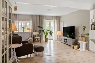Villa på Tværvej 1, Hastrup, 4600 Køge