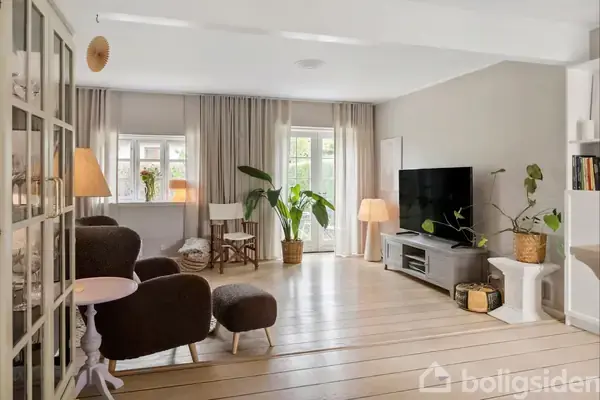 Villa på Tværvej 1, 4600 Køge