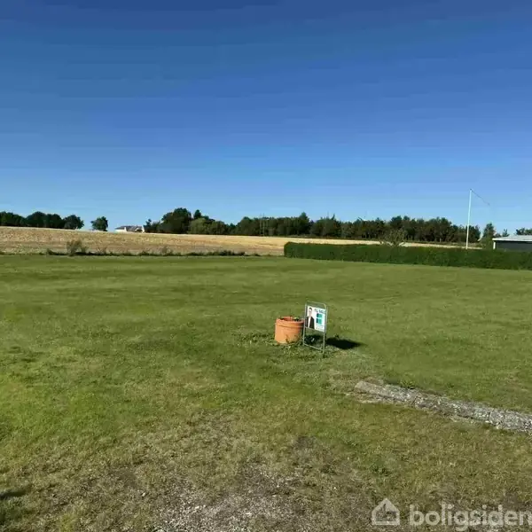 Helårsgrund på Firhøjvej 36, 4460 Snertinge