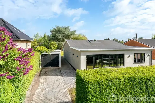 Villa på Sundby Alle 38, 4800 Nykøbing F