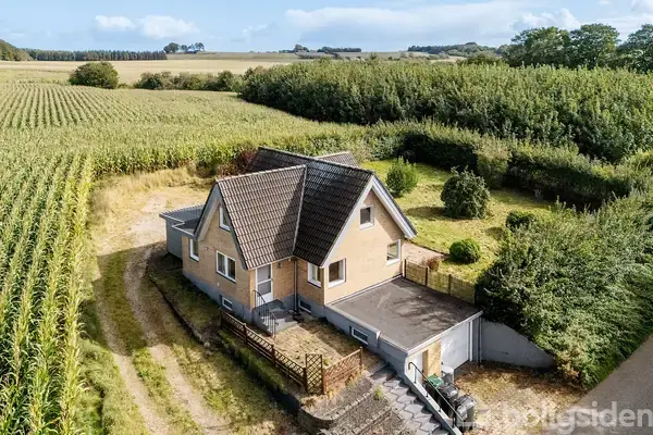 Villa på Bråddenhøjvej 5, 8860 Ulstrup