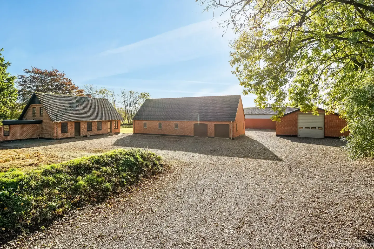Woning, 162 m², grond 19997 m²