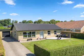 Villa på Fredensvej 9, 9760 Vrå