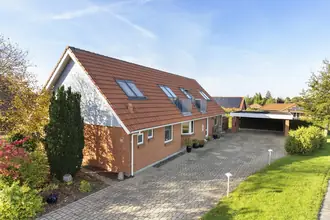 Villa på Koustrupparken 61, Lind, 7400 Herning